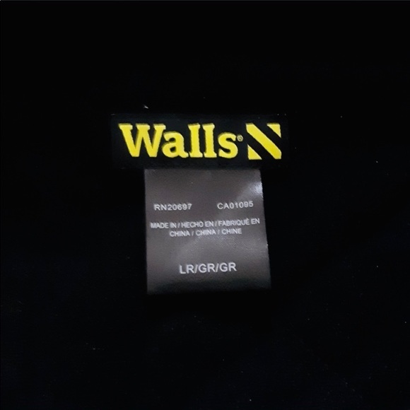 Black Heavy Duty Jacket w/Insulation by Walls - Picture 5 of 8